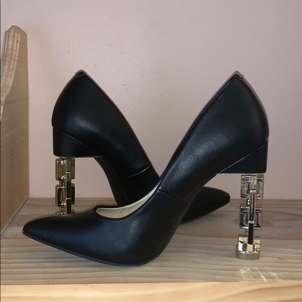 Katy Perry Pumps